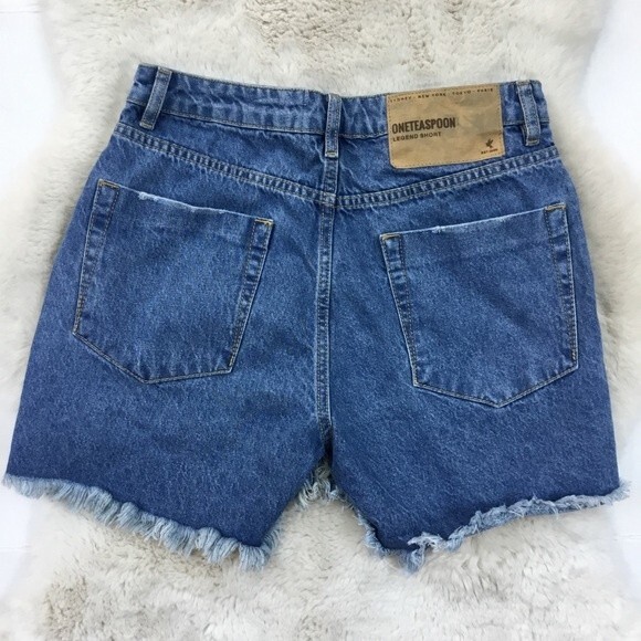 One Teaspoon RIVIERA LEGEND MOM FIT SHORT Denim Frayed Jean Shorts Size 26 - Picture 8 of 15